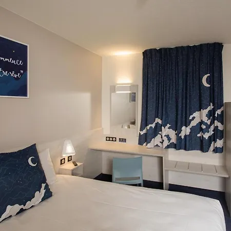 Hotel Ace Lyon Parc Des Expositions